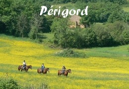 randonnee a cheval perigord et dordogne