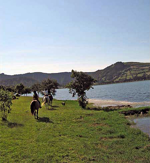 Image Rando à cheval dans les Acores "Atlantis" et "Ile Verte"