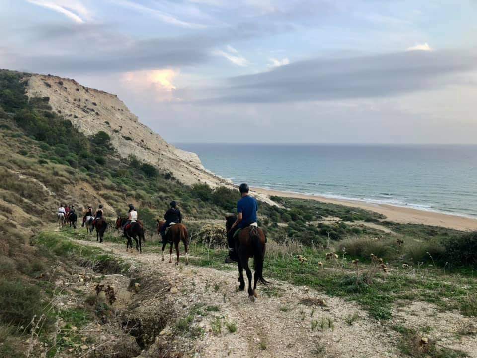 Image Sicile : La traversée de la Sicile à cheval