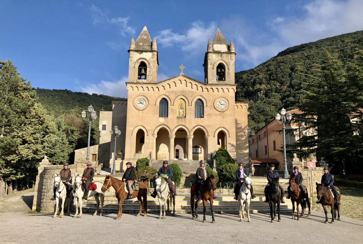 Image Sicile : Le Parc naturel des Madonies à cheval en étoile et en itinérance