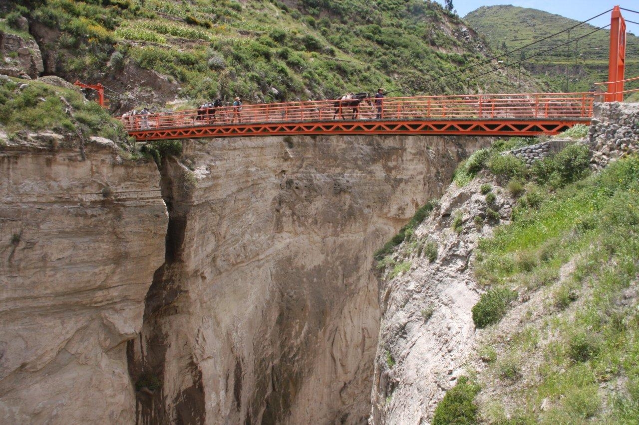 Image Pérou : La vallée et le canyon du Colca à cheval