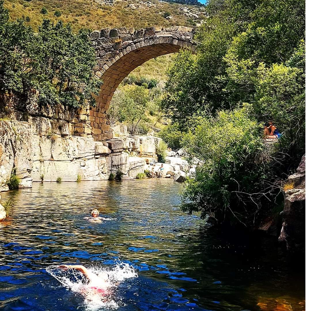 Image Espagne : La Sierra de Gredos à cheval et baignades dans les eaux cristallines