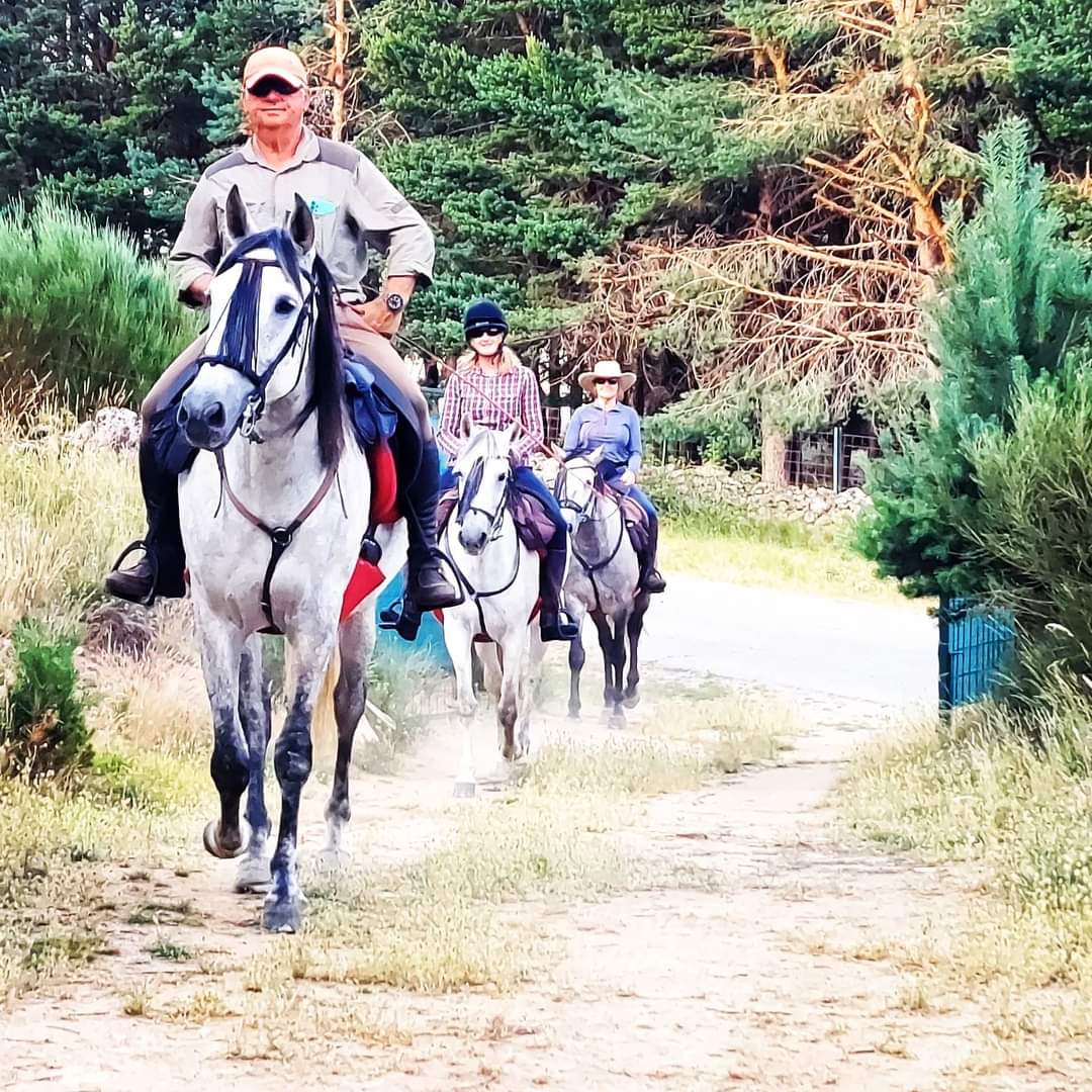 Image Espagne : La Sierra de Gredos à cheval et baignades dans les eaux cristallines