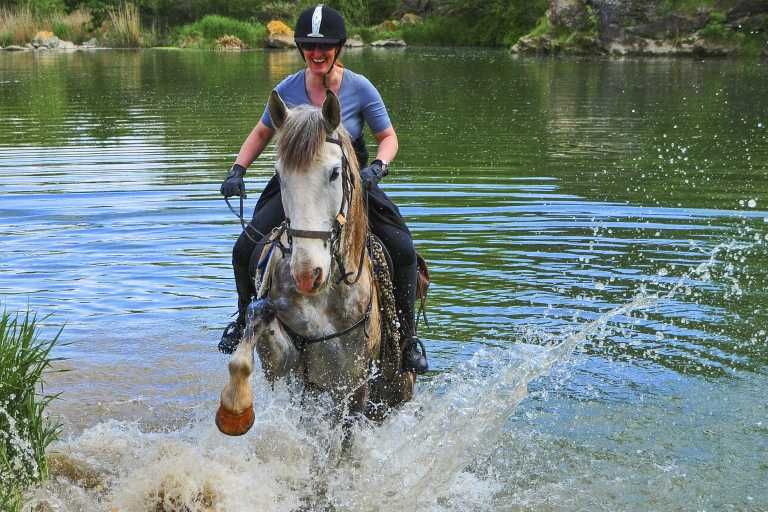 Image Espagne : Collines & plages de Catalogne à cheval