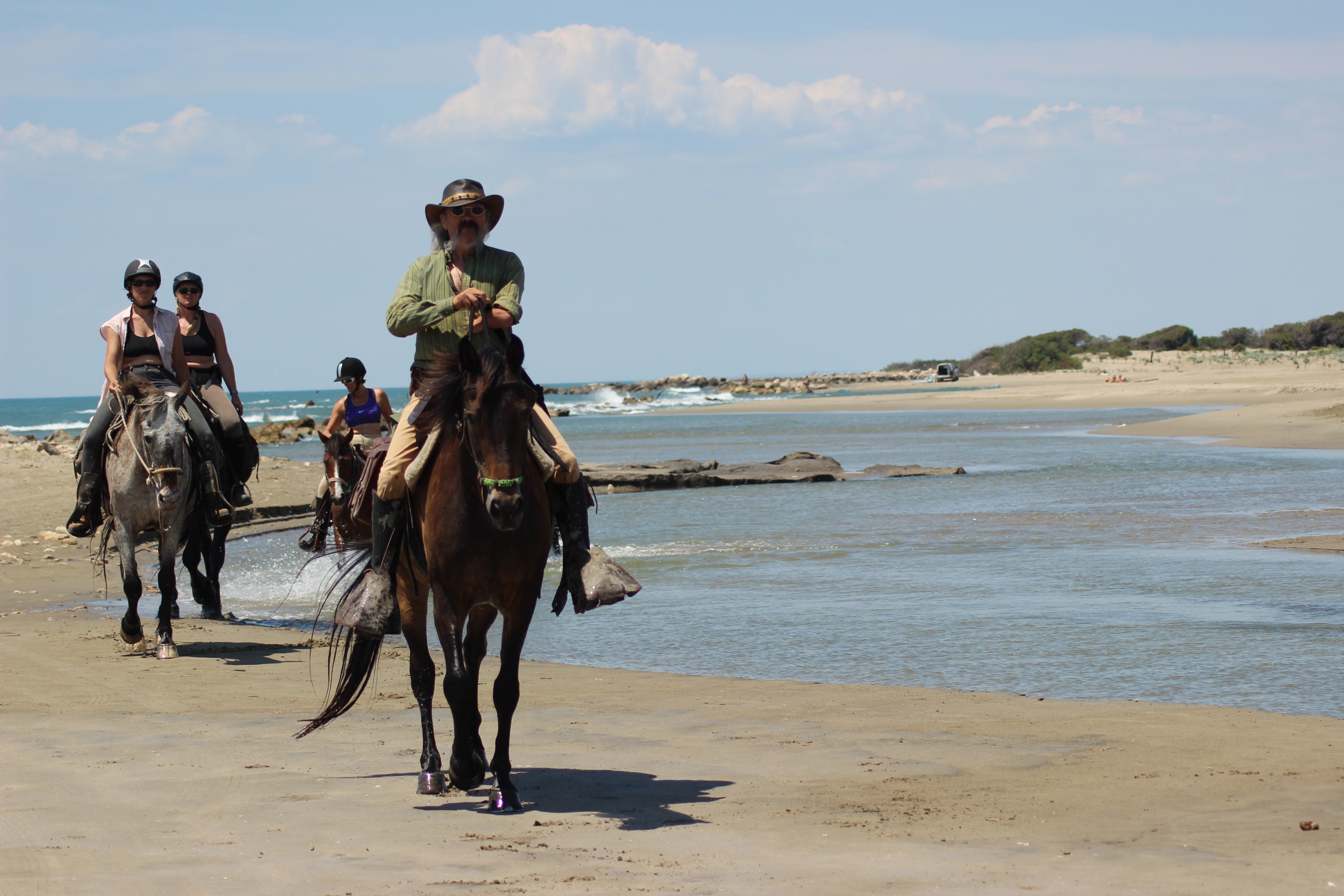 Image Deux semaines de voyage à cheval du Luberon à la Haute Provence + du Luberon à la Camargue