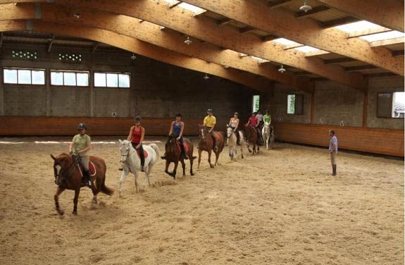 Image Stage d'équitation dans le Vercors pour ados de13 à 17 ans