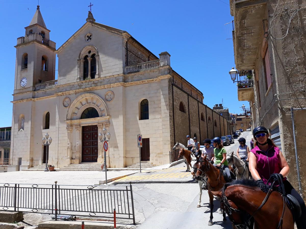 Image Sicile : La Sicile secrète à cheval