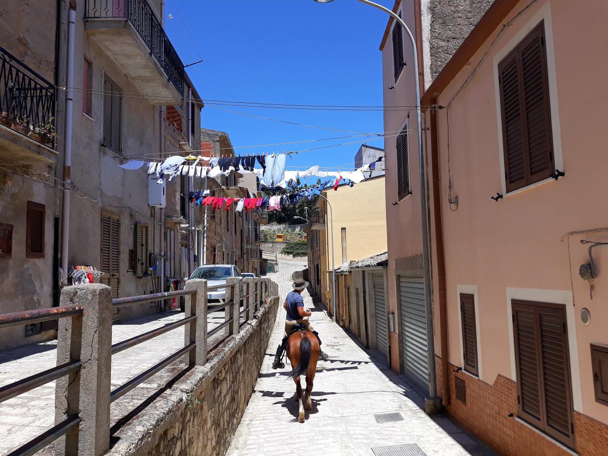 Image Sicile : La Sicile secrète à cheval