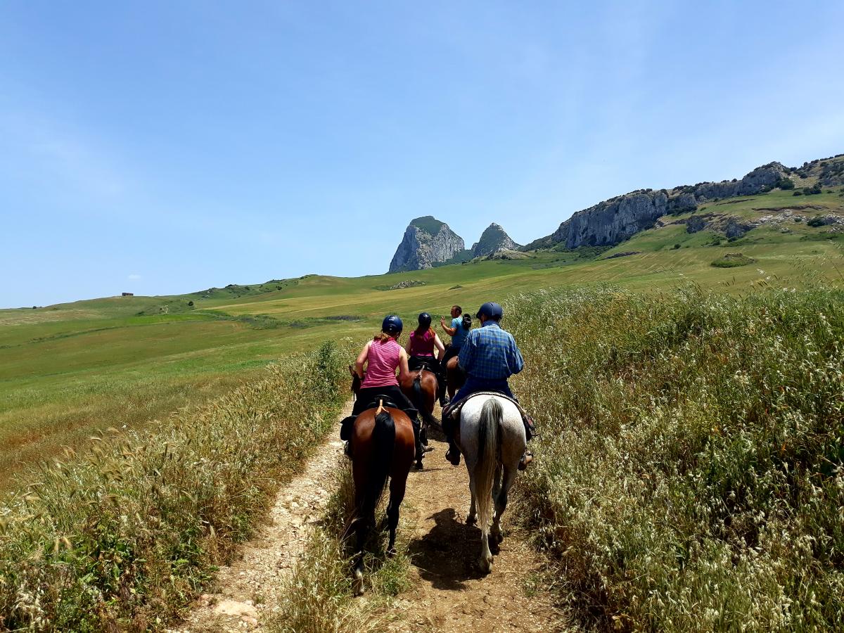 Image Sicile : La Sicile secrète à cheval