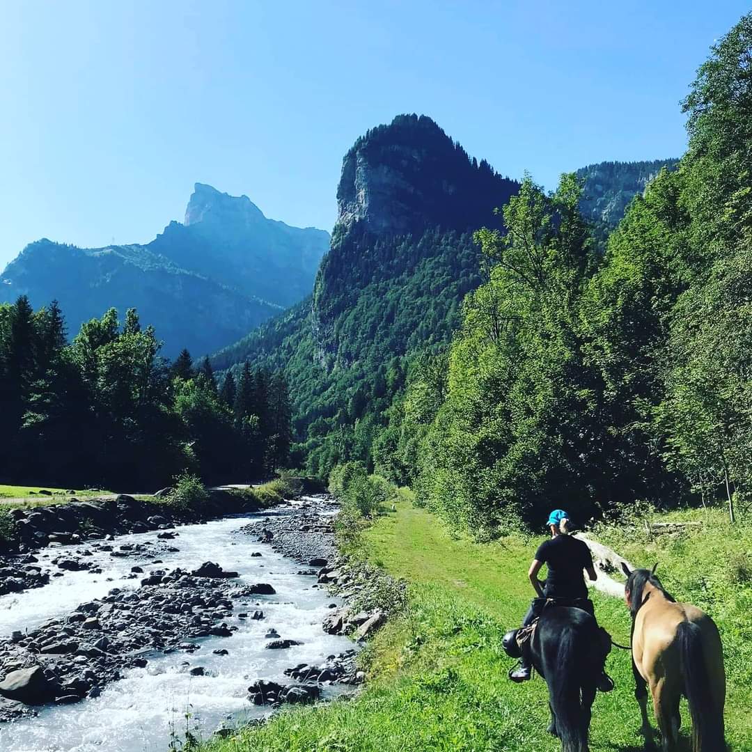 Image Echappée Savoyarde à cheval