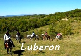 randonnee a cheval dans le Luberon