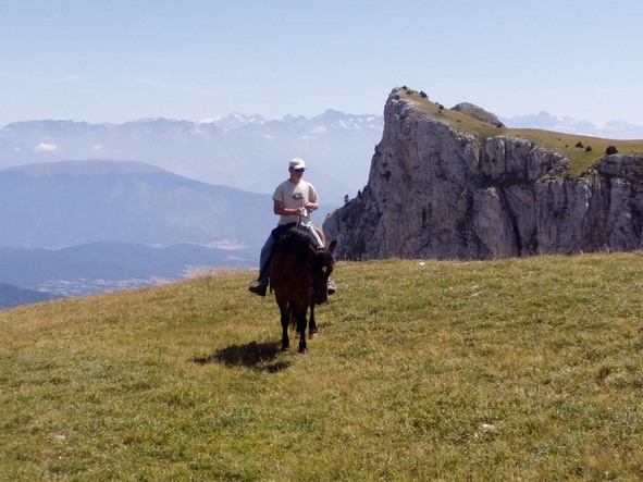 Image Alpages et hauts plateaux du Vercors à cheval