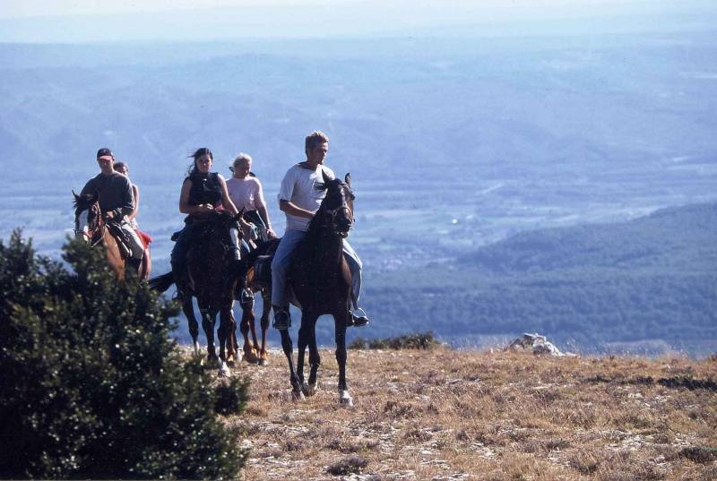 randonnee equestre provence