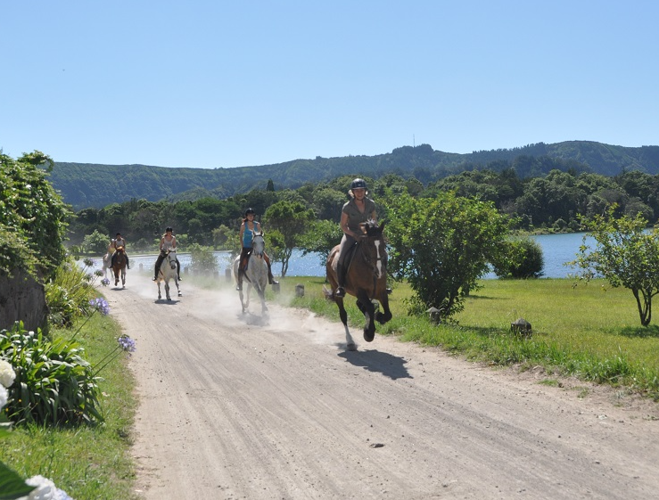 randonnée à cheval Acores