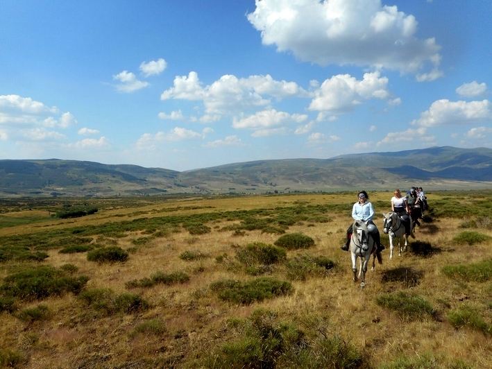 Voyage à cheval - Espagne : La Sierra de Gredos et ses châteaux à cheval