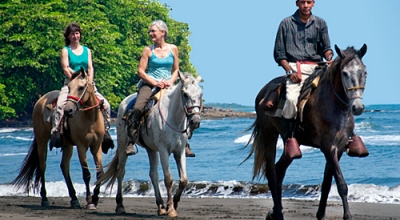 randonnée à cheval au Costa Rica