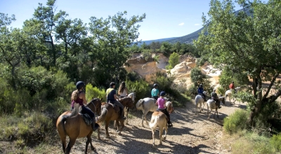 rando cheval vue colorado provencal