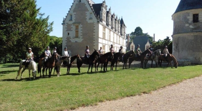 randonnee a cheval chateaux de la loire