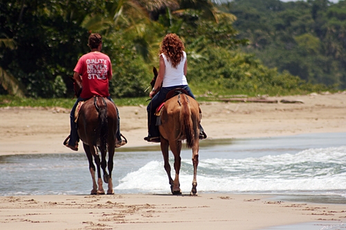 randonnée équestre au Costa Rica