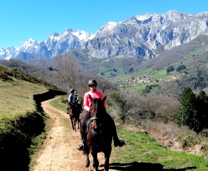 randonnée à cheval les Pics de l'Europe