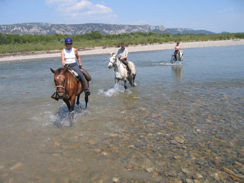 semaine randonnée à cheval en Provence