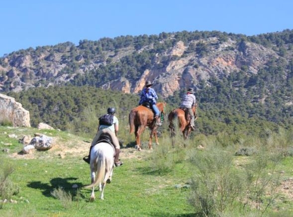 randonnee a cheval pyrennees Espagne