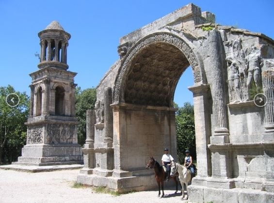 randonnee cheval Provence equestre