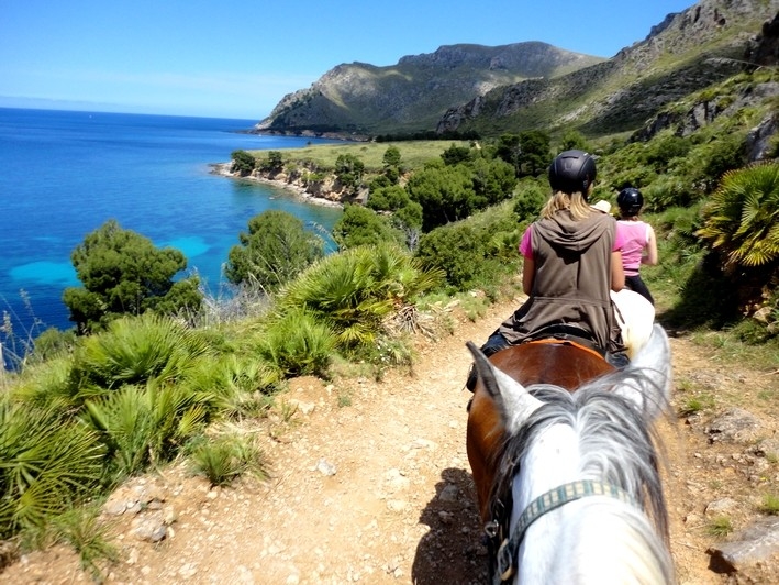 randonnee a cheval a majorque