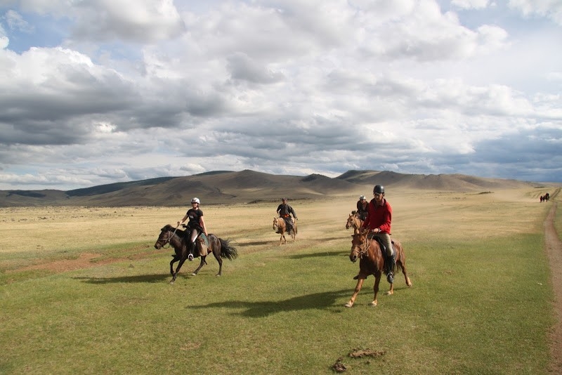 randonnée à cheval en Mongolie