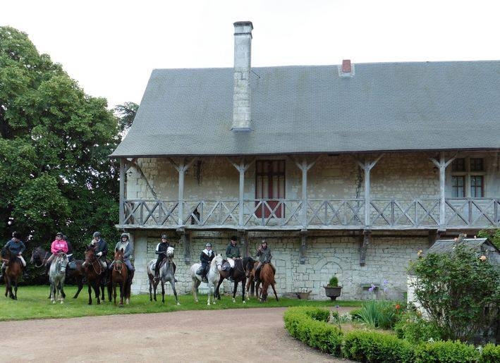 randonnee equestre chateaux de la loire